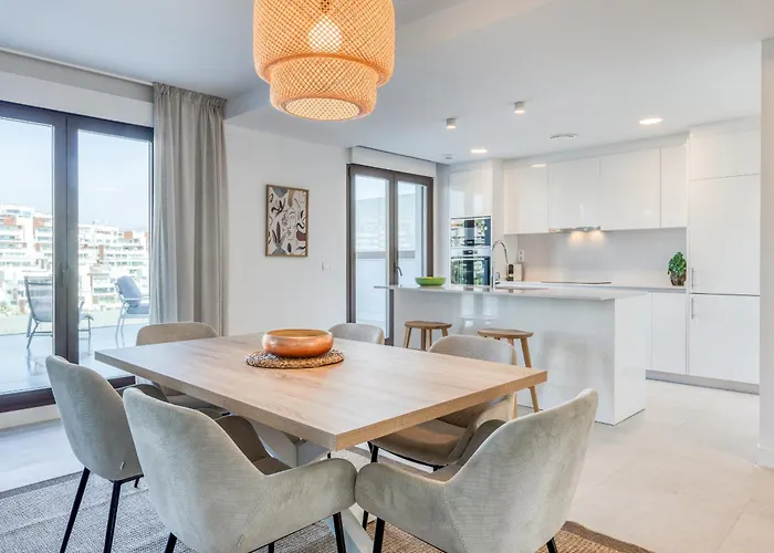 Hanami Mesas Homes B2 شقة